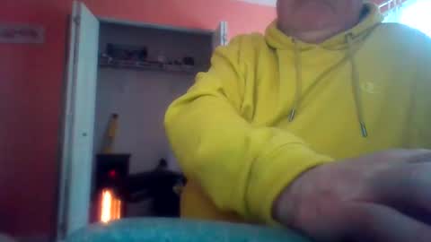 Snapshot of tomcat4848 chatting on May 13, 6:49 pm tomcat4848 online show from May 13, 6:49 pm