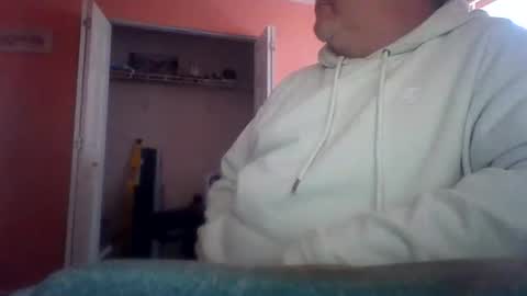 Snapshot of tomcat4848 chatting on May 26, 5:53 pm tomcat4848 online show from May 26, 5:53 pm