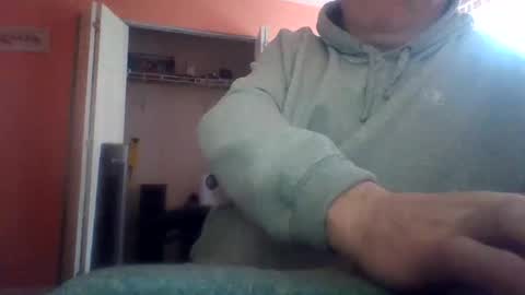 Snapshot of tomcat4848 chatting on June 6, 5:39 pm tomcat4848 online show from June 6, 5:39 pm