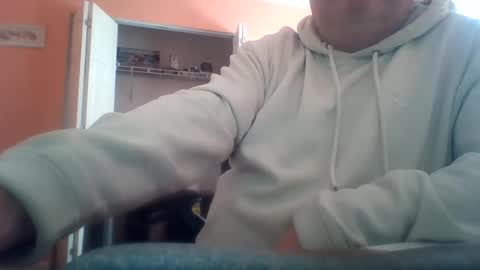 Snapshot of tomcat4848 chatting on June 9, 2:17 pm tomcat4848 online show from June 9, 2:17 pm