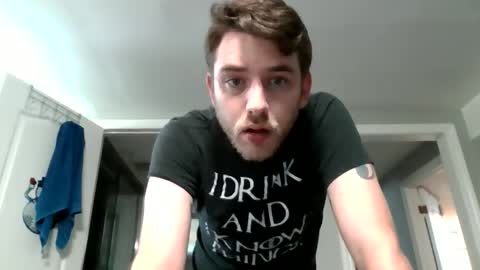 Snapshot of tomchill69 chatting on June 9, 4:51 pm tomchill69 online show from June 9, 4:51 pm