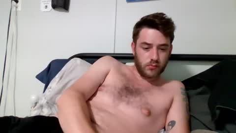Snapshot of tomchill69 chatting on August 2, 2:54 am tomchill69 online show from August 2, 2:54 am