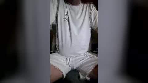 tomhubz online show from August 1, 9:57 pm