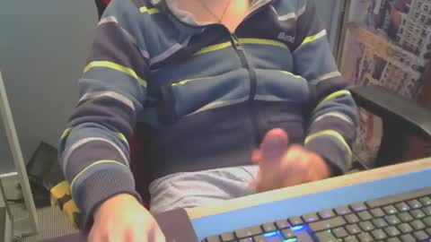 tomin3m online show from December 2, 5:48 pm