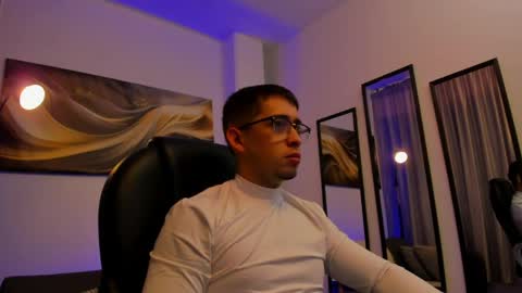 Tomas online show from May 2, 11:48 am