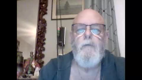 Tommie online show from December 17, 11:49 am