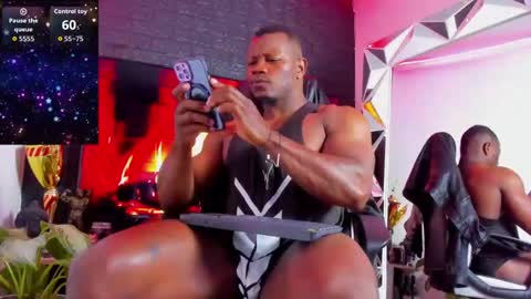 Tom Mike online show from September 10, 2:11 am