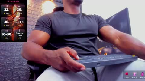 Tom Mike online show from March 13, 6:36 pm