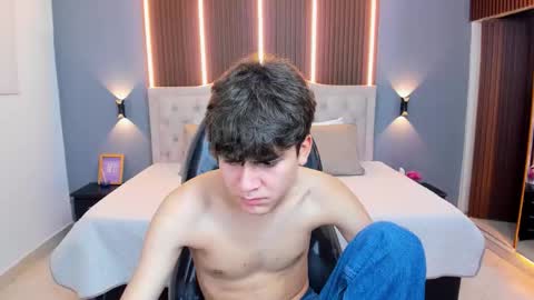 Tommy  online show from December 4, 4:22 am