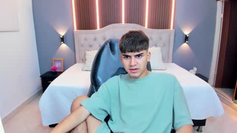 Tommy  online show from February 8, 3:21 am