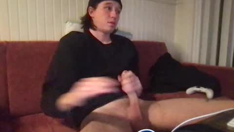 Snapshot of tommy8hardcock chatting on December 15, 2:05 am tommy8hardcock online show from December 15, 2:05 am