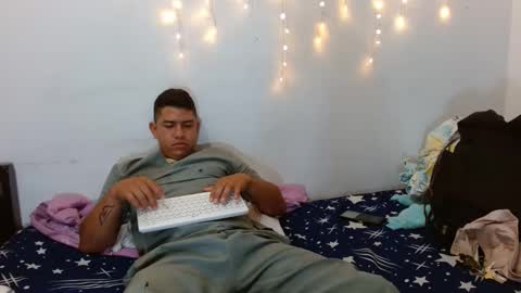 tommy_2456 online show from December 9, 11:45 pm