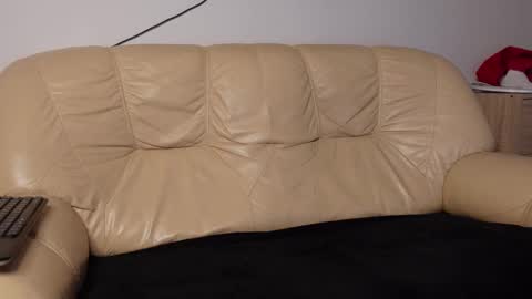 Snapshot of tommy_burnzzz chatting on December 7, 6:21 am tommy burnzzz online show from December 7, 6:21 am