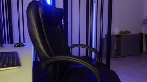  tommy burnzzz  online show from January 10, 2:46 am