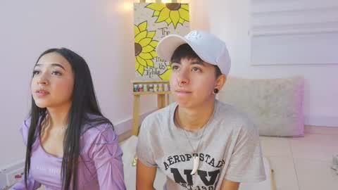 Snapshot of tommy_buttercup chatting on December 15, 6:45 pm Tommy y butter online show from December 15, 6:45 pm