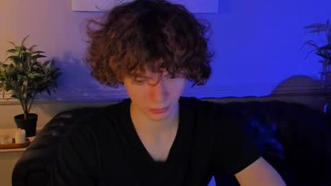 Tommy online show from December 4, 3:21 pm