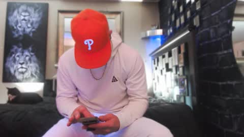 Tommy online show from December 21, 9:49 am