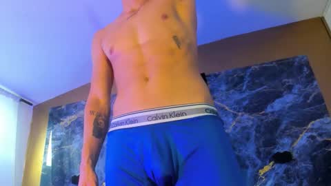 Tommy online show from December 22, 8:06 pm