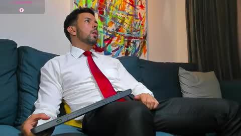 tommy_raym0ndg online show from November 25, 8:53 pm