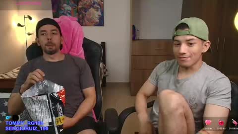tommy_raym0ndg online show from April 28, 1:37 am
