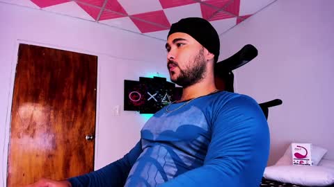 tommy_sccott online show from December 26, 3:16 am