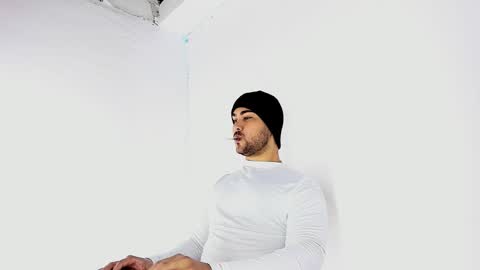 tommy_sccott online show from September 12, 10:21 pm