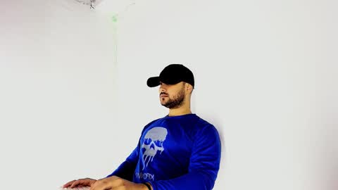 tommy_sccott online show from September 20, 10:22 pm