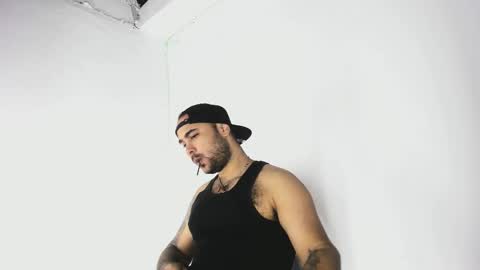 tommy_sccott online show from October 9, 10:19 pm