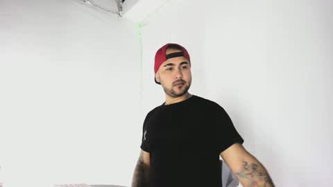 tommy_sccott online show from October 14, 11:38 pm