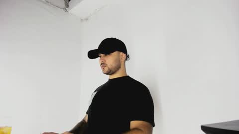 tommy_sccott online show from October 29, 10:55 pm