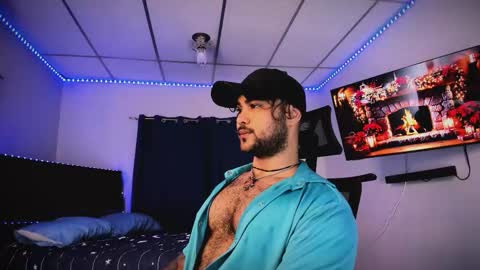 tommy_sccott online show from December 13, 10:15 pm