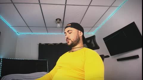 tommy_sccott online show from February 11, 9:20 pm