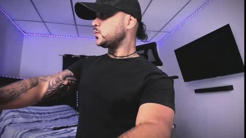 tommy_sccott online show from February 23, 12:09 am