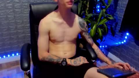 Tommy Slater online show from February 11, 11:32 pm