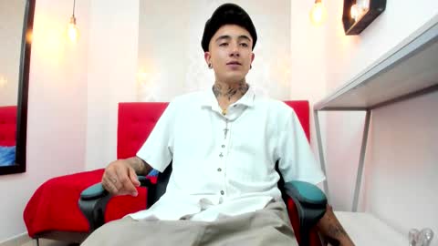 tommy_will online show from November 23, 3:39 am