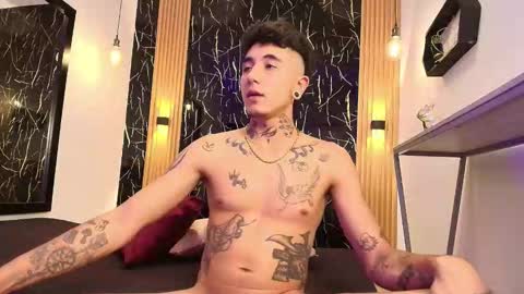 tommy_will online show from February 3, 3:48 am