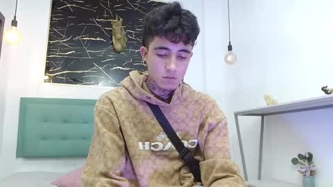 tommy_will online show from March 16, 3:34 am