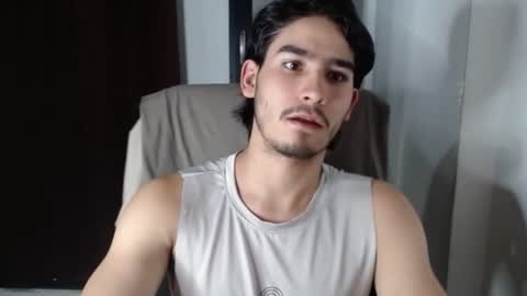 tommycutee21 online show from May 13, 6:22 am