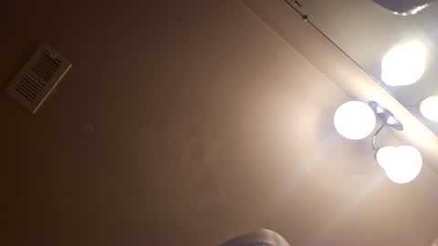 Snapshot of tommypressure chatting on October 1, 11:49 am tommypressure online show from October 1, 11:49 am