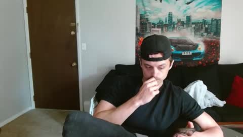 Snapshot of tommystrokes_ chatting on May 5, 5:21 pm Tommy Strokes online show from May 5, 5:21 pm