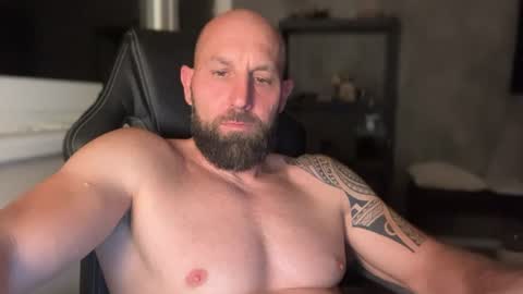 Snapshot of tommyx01 chatting on July 21, 10:12 pm Thomas Fit online show from July 21, 10:12 pm