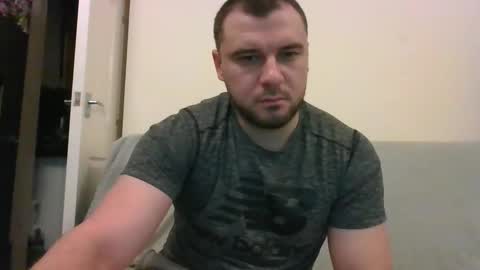 tommyy19901 online show from December 22, 7:21 pm