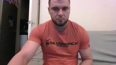 tommyy19901 online show from February 9, 7:30 pm