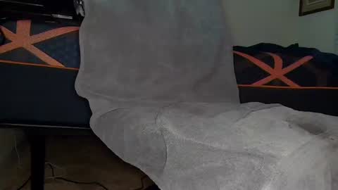 Snapshot of tomt64387741 chatting on October 6, 3:26 am Thomas online show from October 6, 3:26 am