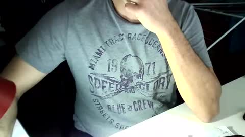 Snapshot of tomtom02029 chatting on January 12, 3:36 pm Tom online show from January 12, 3:36 pm