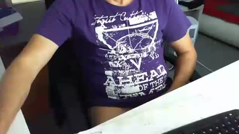 Snapshot of tomtom02029 chatting on November 8, 10:48 am Tom online show from November 8, 10:48 am