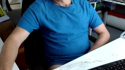 Tom online show from May 5, 10:01 am