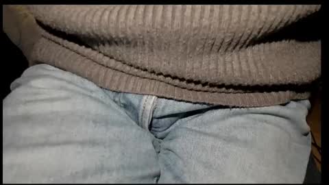 Tom online show from October 25, 7:19 pm