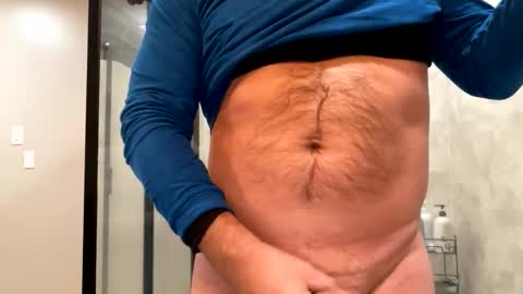 Snapshot of tomusa2 chatting on December 2, 2:39 am tomusa2 online show from December 2, 2:39 am