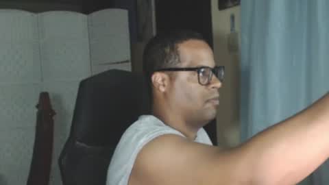 Snapshot of toni2814 chatting on July 2, 3:23 am Antonio online show from July 2, 3:23 am